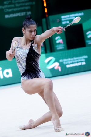 raffaeli sofia ita sfe09858 simone ferraro ph